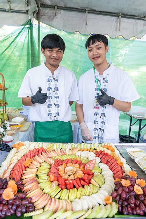 コムローイ祭り2025_フルーツ